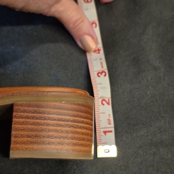 Talbots Maddie Women's Brown Woven Clog Mules Leather Embossed - Picture 9 of 10